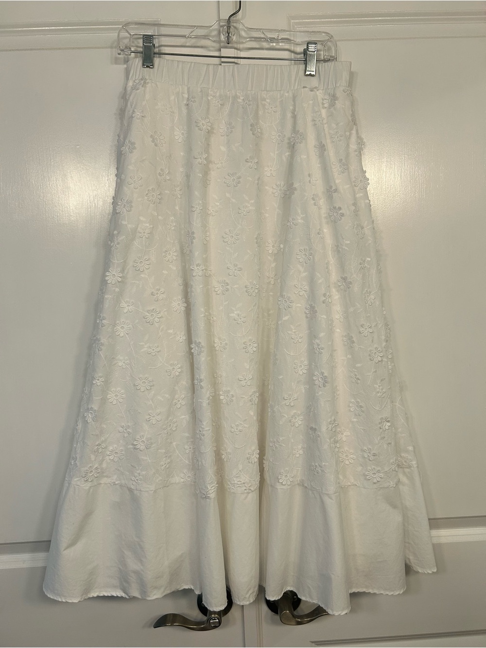 CeCe White Embroidered Midi A-Line skirt